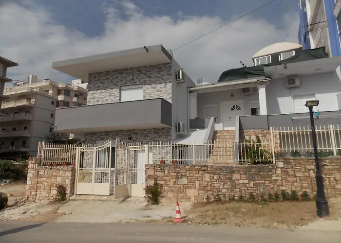 Vasili Sunstay Apartments
