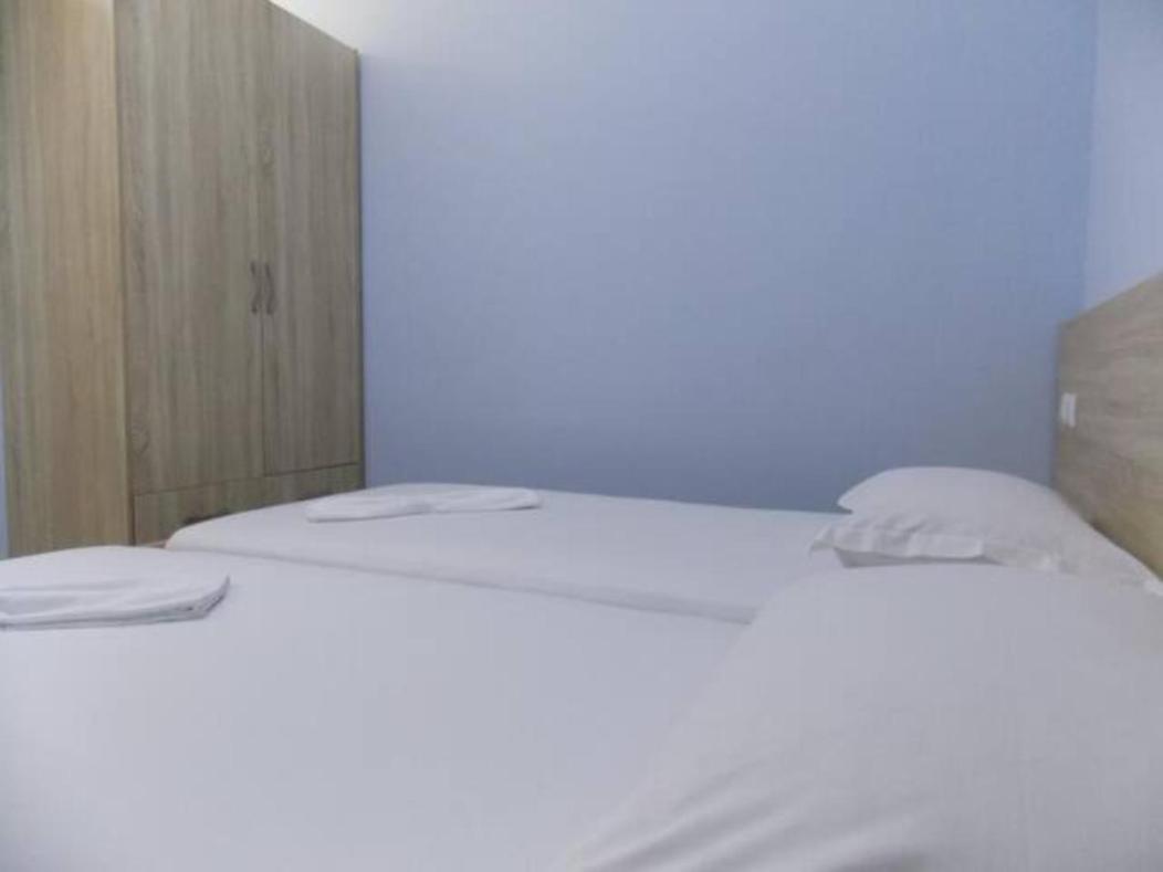 Vasili Sunstay Sarandë