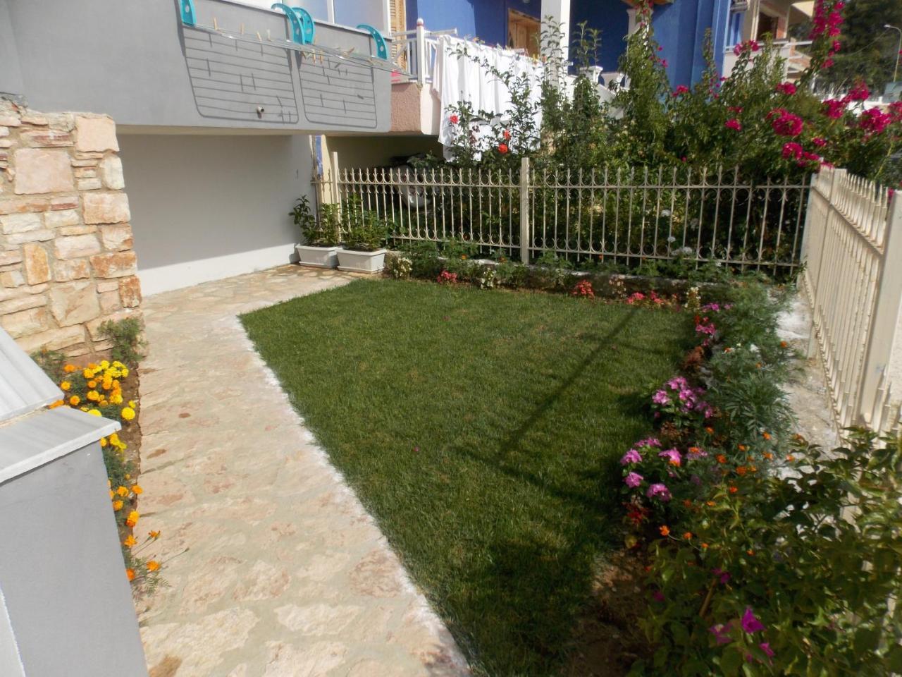 Vasili Sunstay Saranda